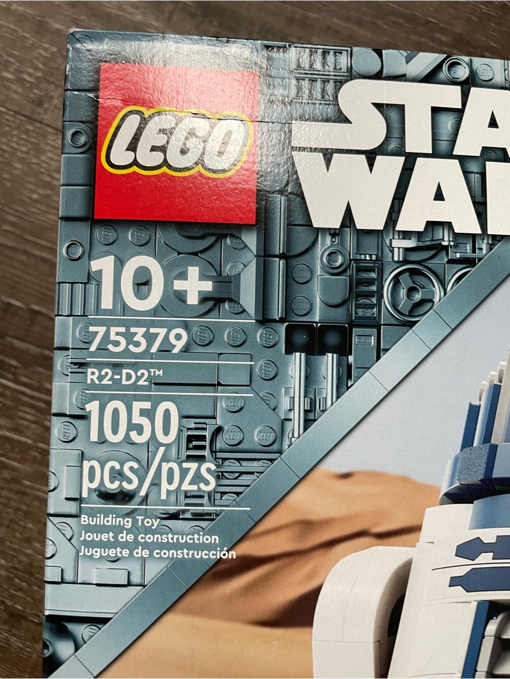 LEGO Star Wars R2-D2 Building Set - Open, used. - Picture 2 of 11